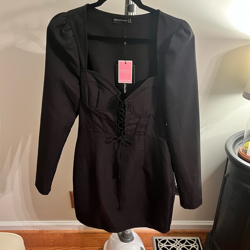 Black Mini Dress by Prettylittlething